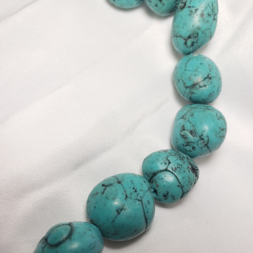 SALE!! Chunky Faux Turquoise Necklace - Picture 3 of 7
